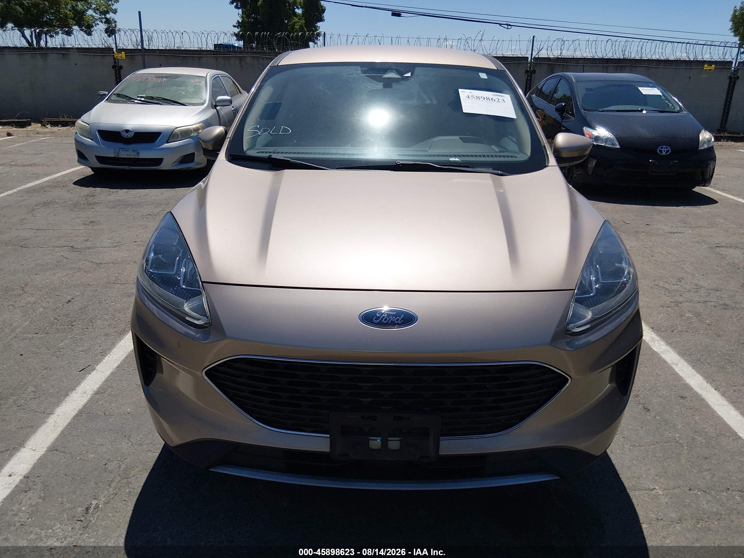 2020 Ford Escape Se Gold vin: 1FMCU0G60LUC01286