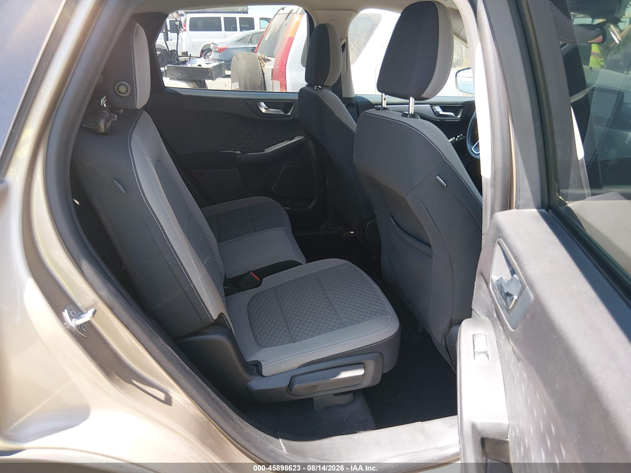 2020 Ford Escape Se Gold vin: 1FMCU0G60LUC01286