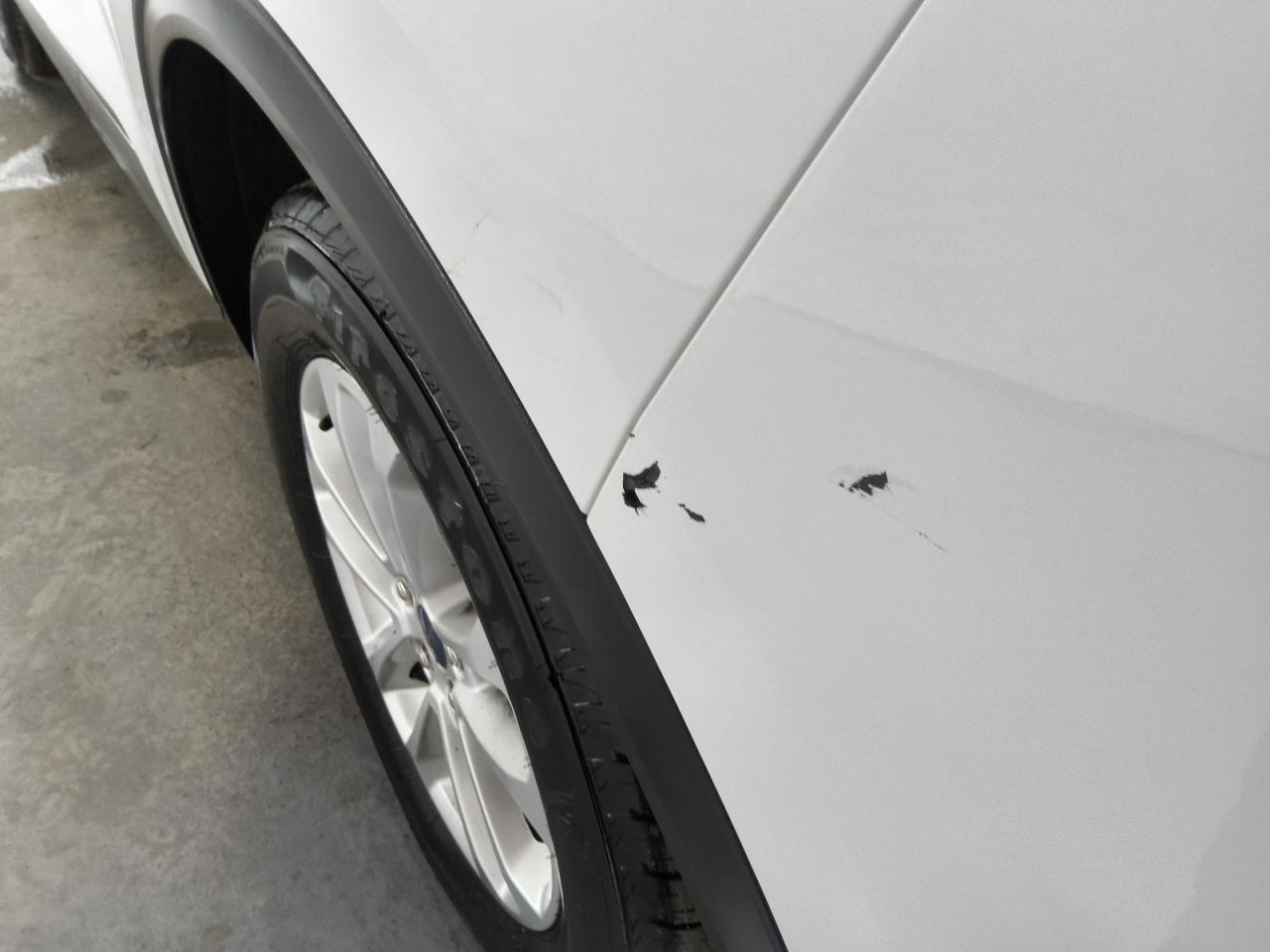 2022 Ford Escape Se White vin: 1FMCU0G60NUB27676 Damage: Rear Bumper, Dent(S) W/ Paint Dmg, 1 To 2 Inches