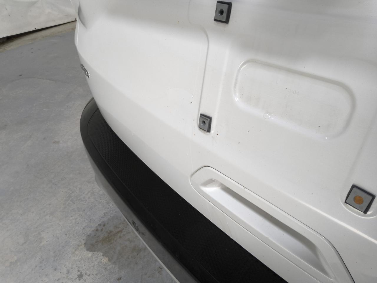 2022 Ford Escape Se White vin: 1FMCU0G60NUB27676 Damage: Lift Gate, Chipped, 3