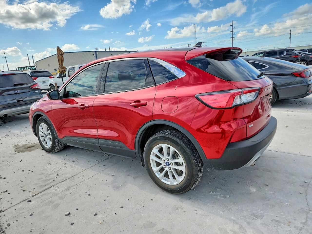 2020 Ford Escape Se Красный vin: 1FMCU0G61LUA32217