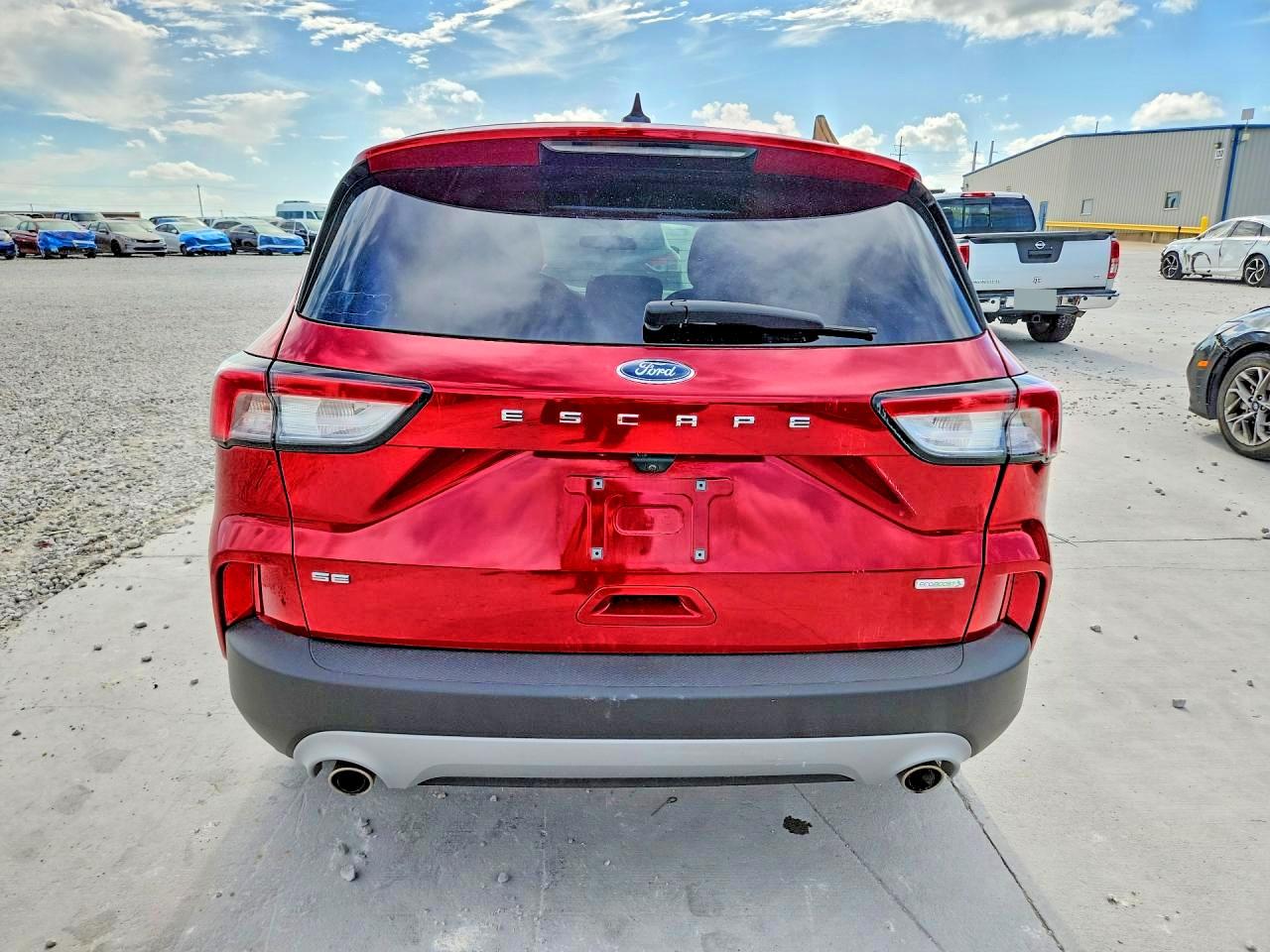 2020 Ford Escape Se Красный vin: 1FMCU0G61LUA32217