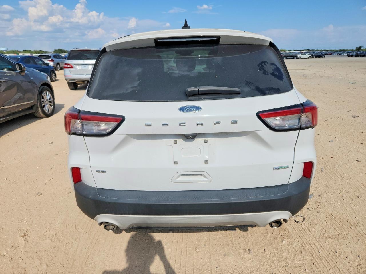 2020 Ford Escape Se White vin: 1FMCU0G62LUA12705