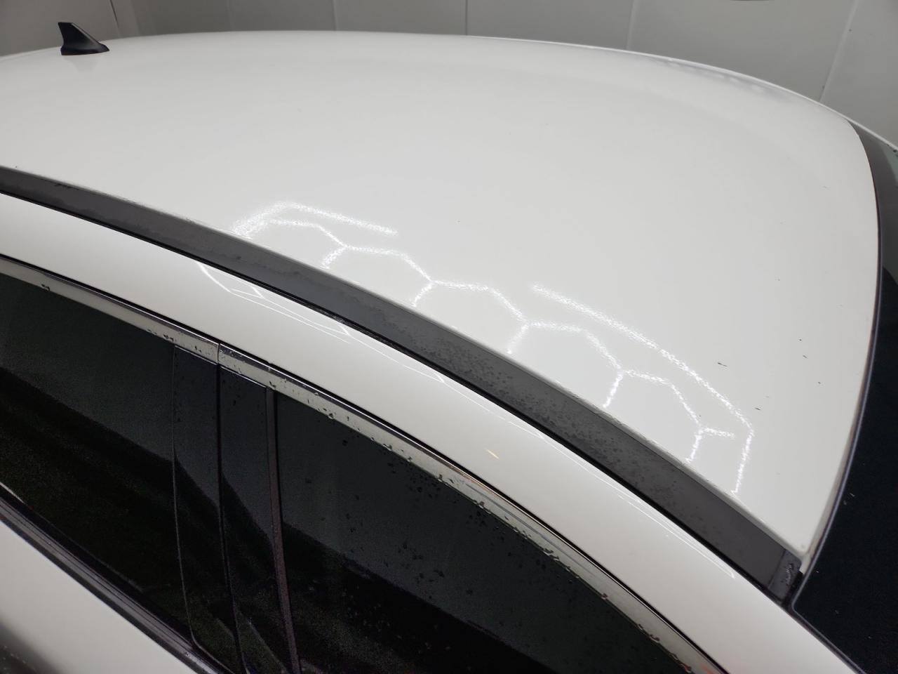 2022 Ford Escape Se White vin: 1FMCU0G63NUB13058 Damage: Roof, Multiple Scratches Heavy, 4