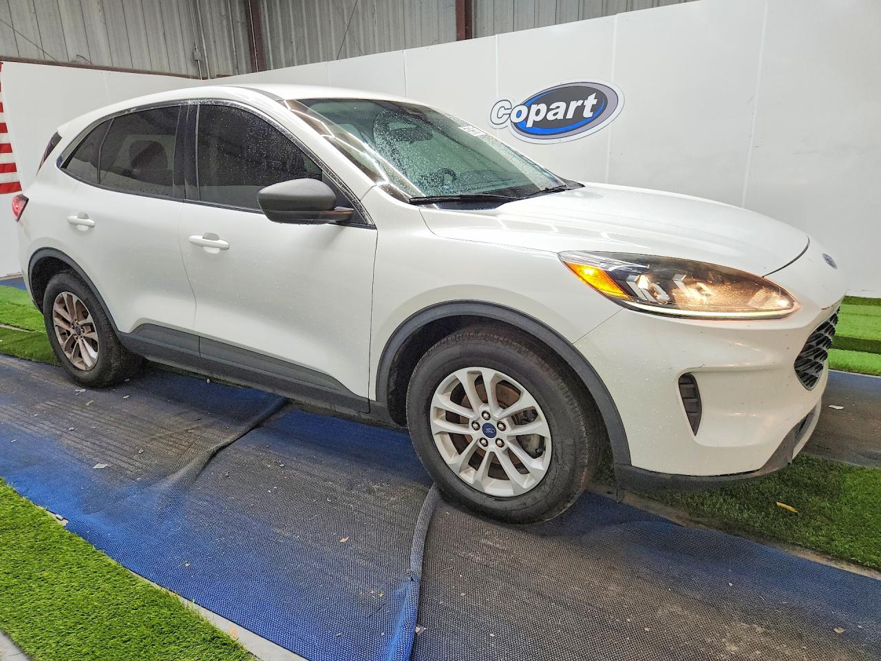 2022 Ford Escape Se White vin: 1FMCU0G63NUB13058