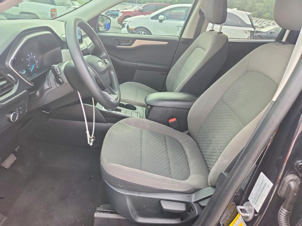 2022 Ford Escape Se Black vin: 1FMCU0G63NUB84325