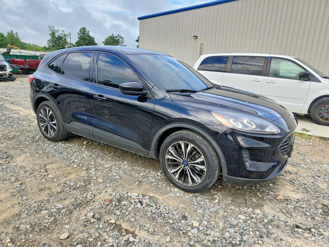 2022 Ford Escape Se Black vin: 1FMCU0G63NUB84325
