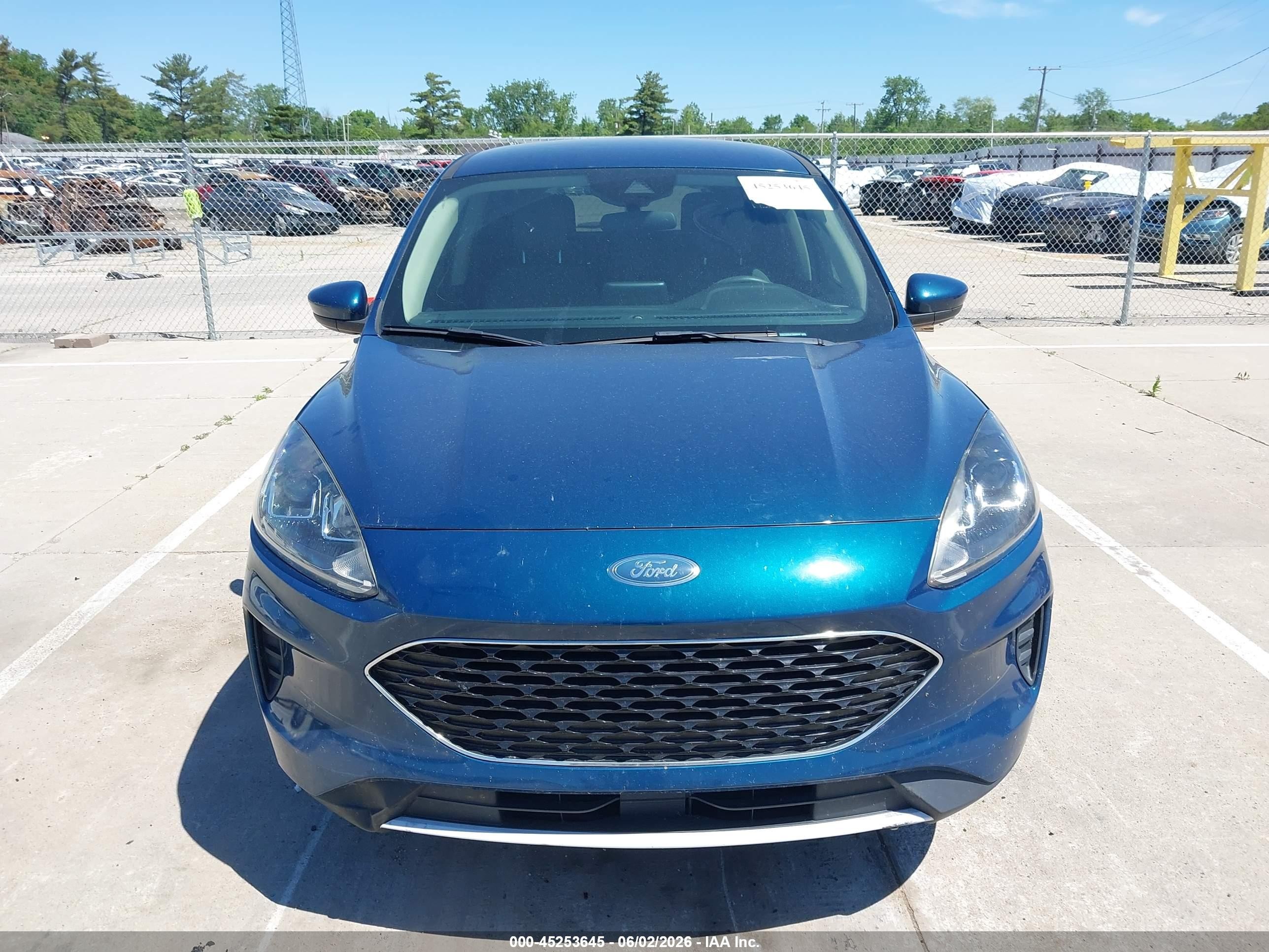 2020 Ford Escape Se Blue vin: 1FMCU0G64LUB28729