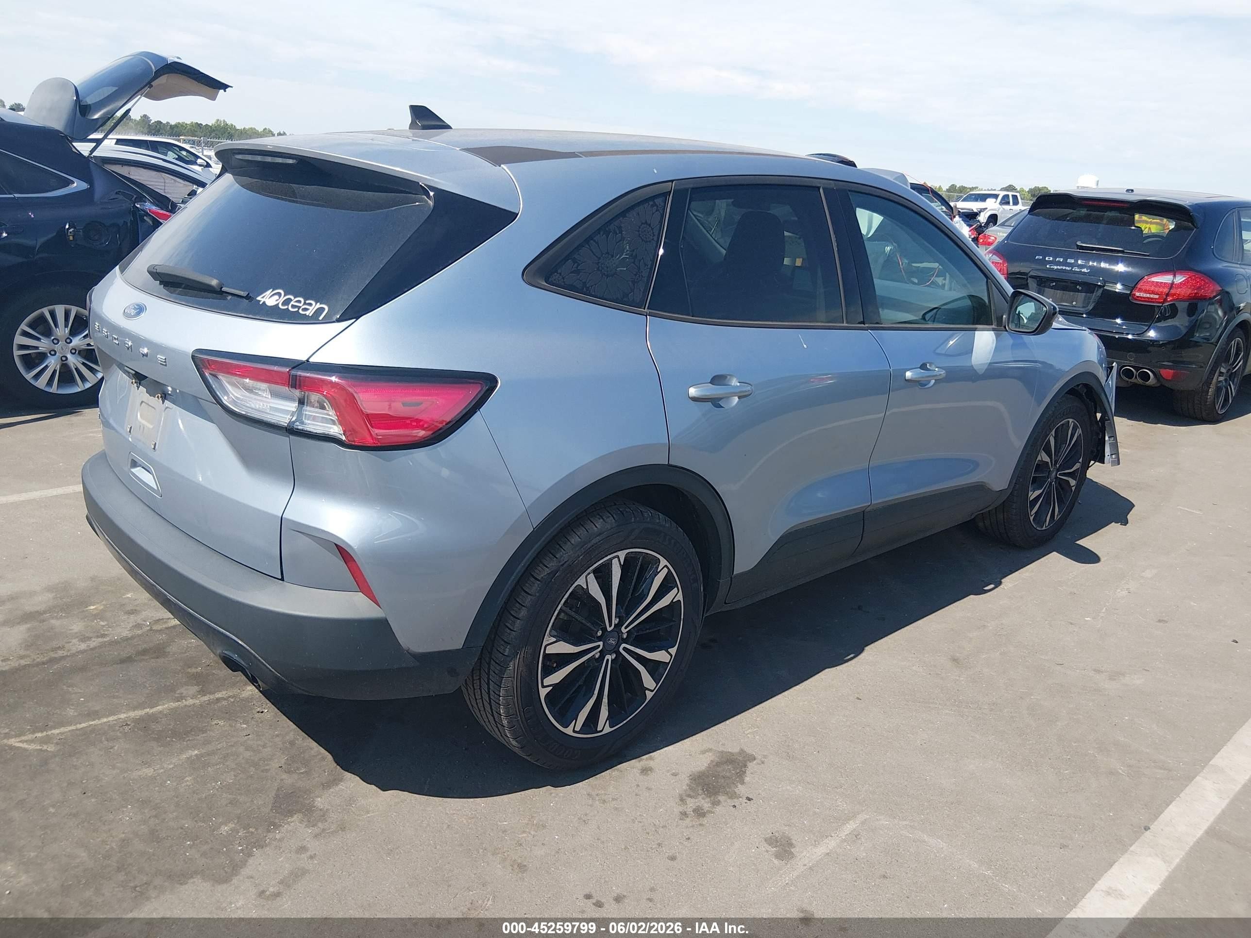 2022 Ford Escape Se Blue vin: 1FMCU0G65NUB52735