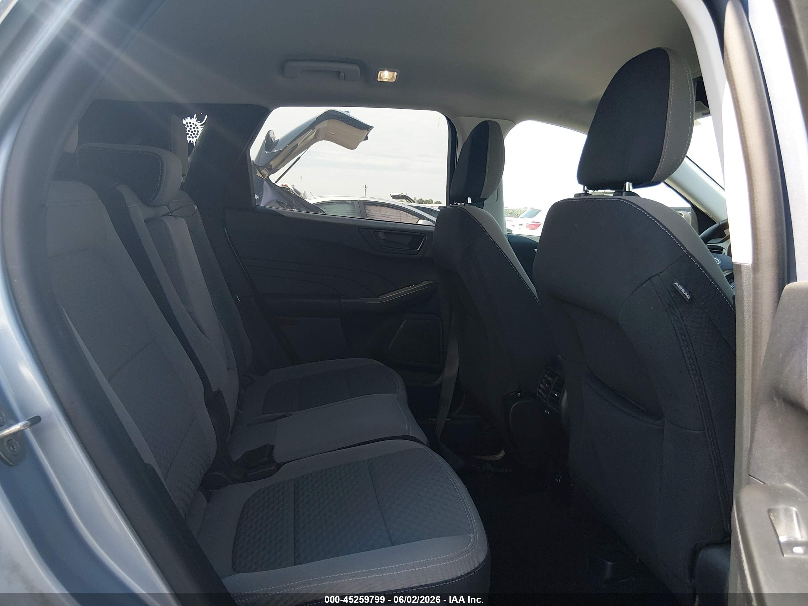 2022 Ford Escape Se Blue vin: 1FMCU0G65NUB52735