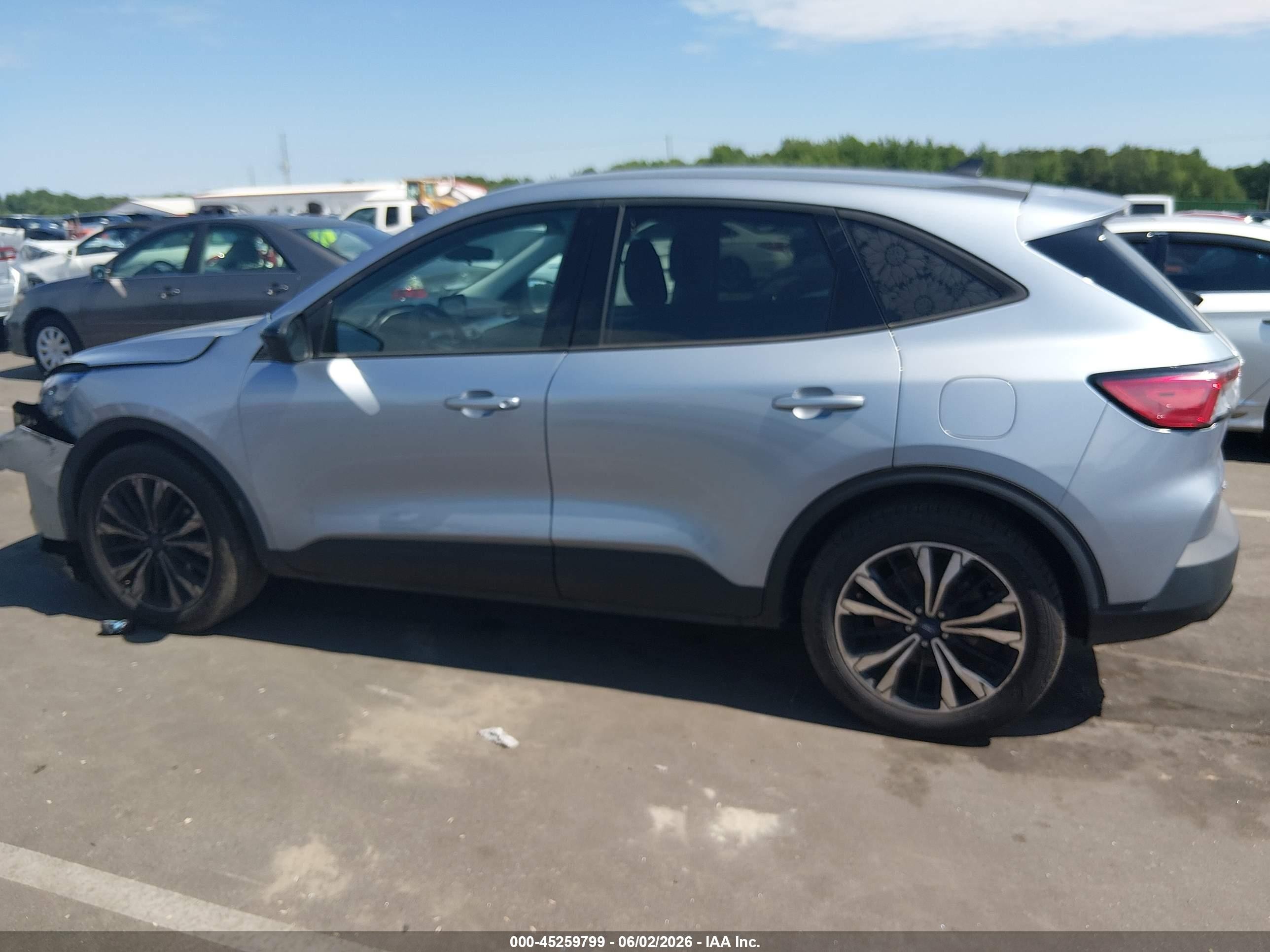 2022 Ford Escape Se Blue vin: 1FMCU0G65NUB52735