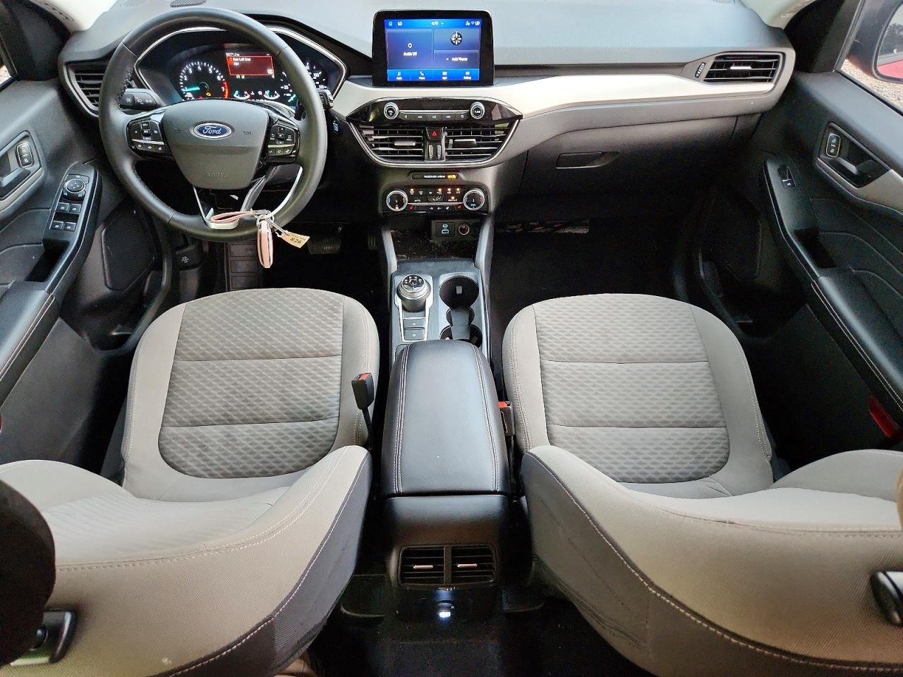 2022 Ford Escape Se Темно-бордовый vin: 1FMCU0G67NUB94906