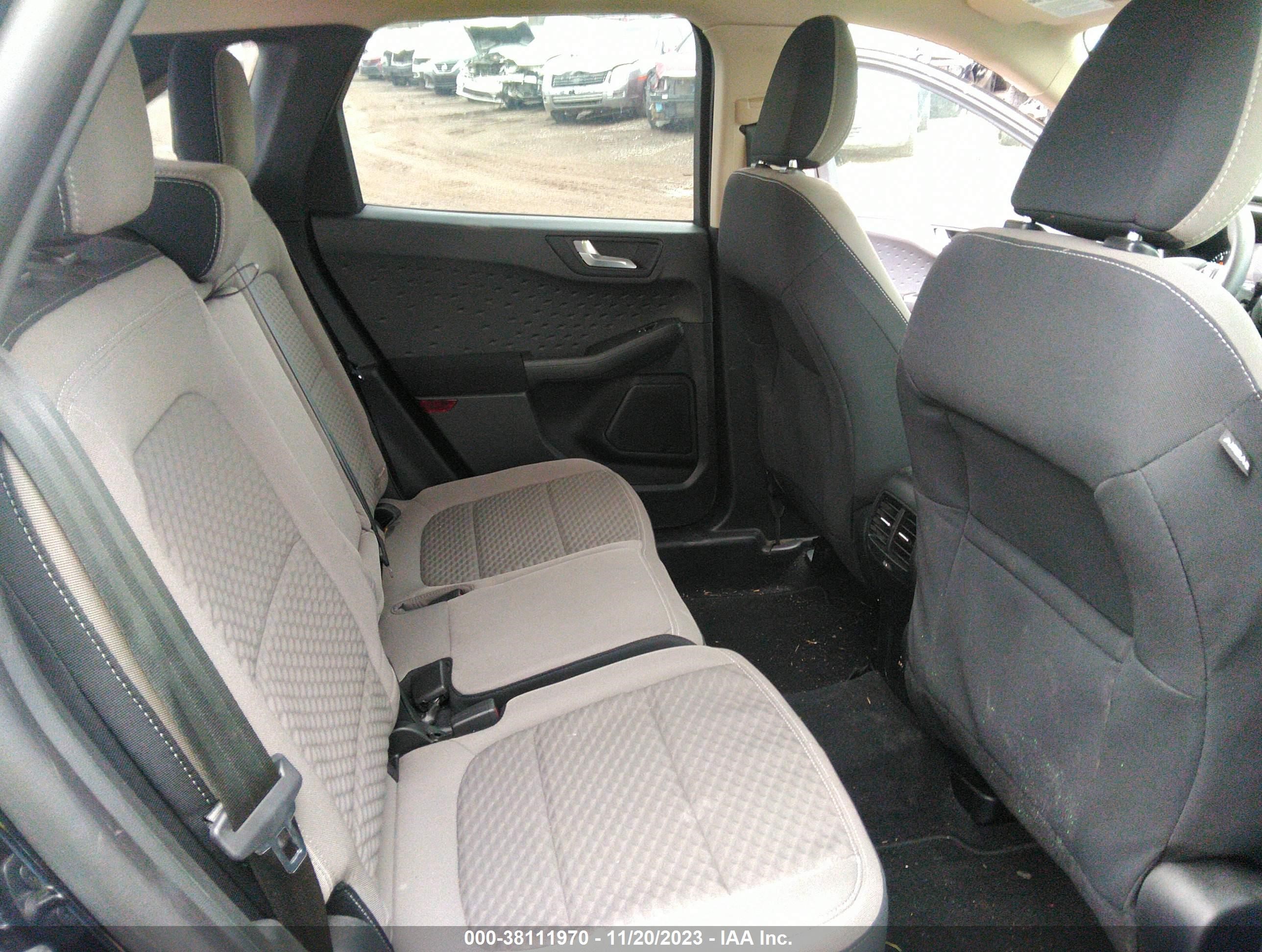 2020 Ford Escape Se Black vin: 1FMCU0G68LUB66707