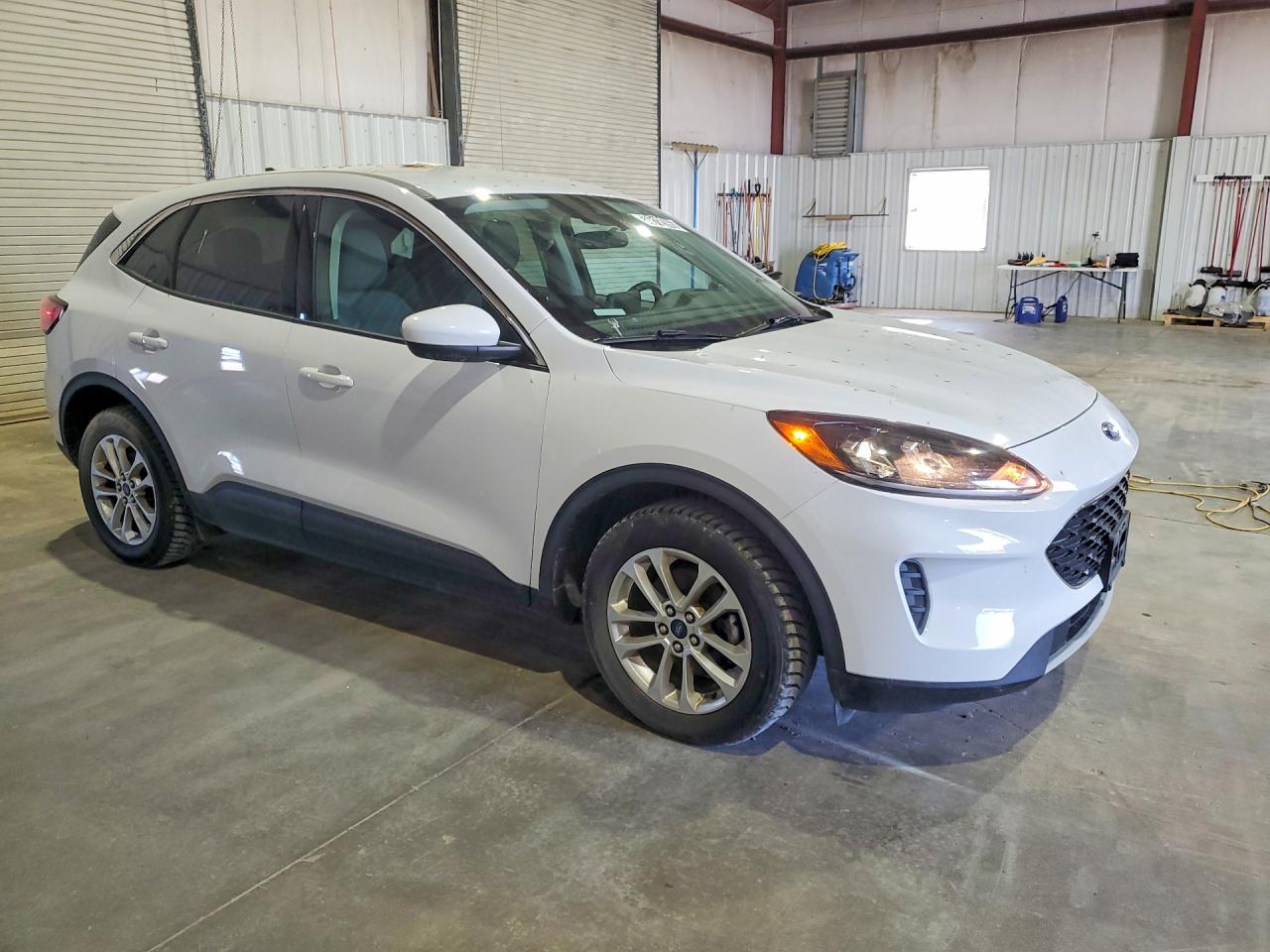 2021 Ford Escape Se White vin: 1FMCU0G68MUA61022