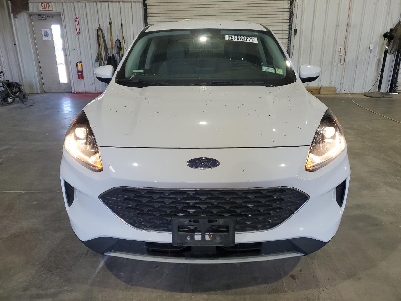2021 Ford Escape Se White vin: 1FMCU0G68MUA61022 Damage: Hood, Multiple Scratches Heavy, 2