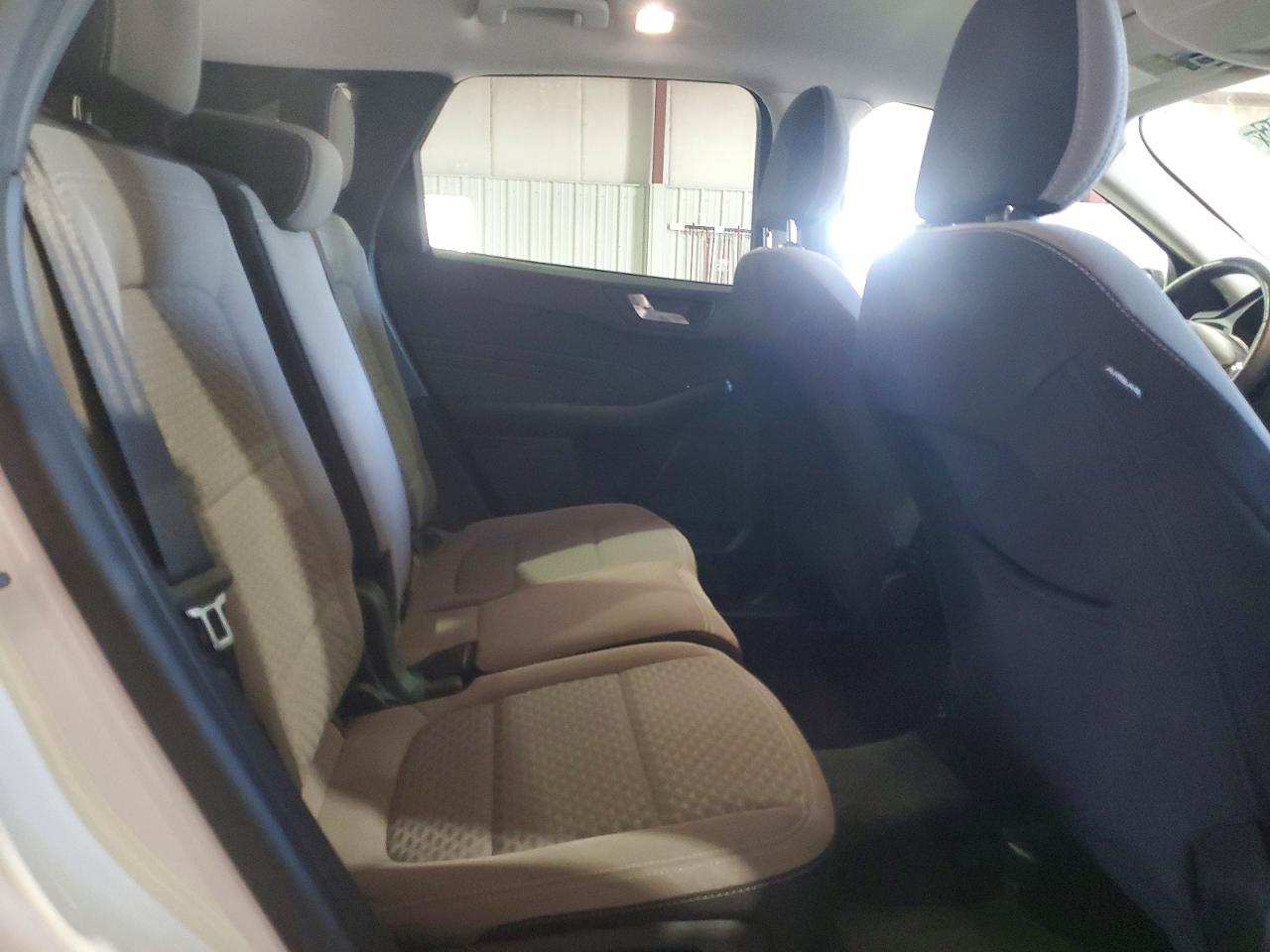 2021 Ford Escape Se White vin: 1FMCU0G68MUA61022