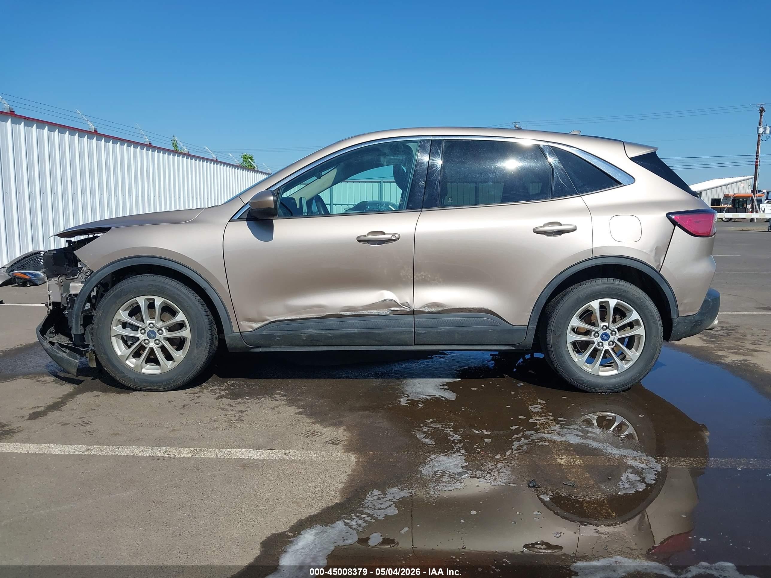2020 Ford Escape Se Бежевый vin: 1FMCU0G6XLUB13345