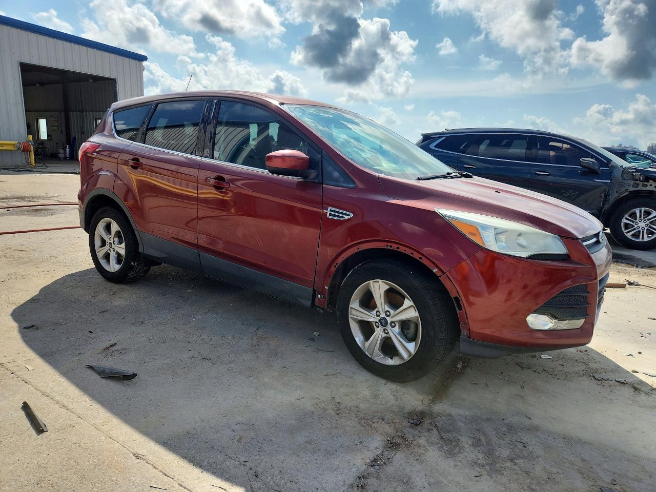 2015 Ford Escape Se Red vin: 1FMCU0G70FUA57171