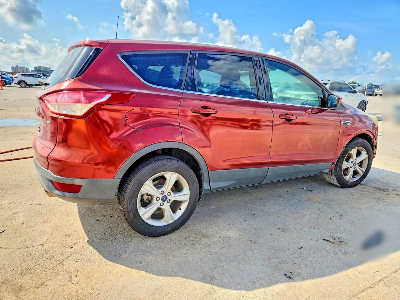 2015 Ford Escape Se Red vin: 1FMCU0G70FUA57171