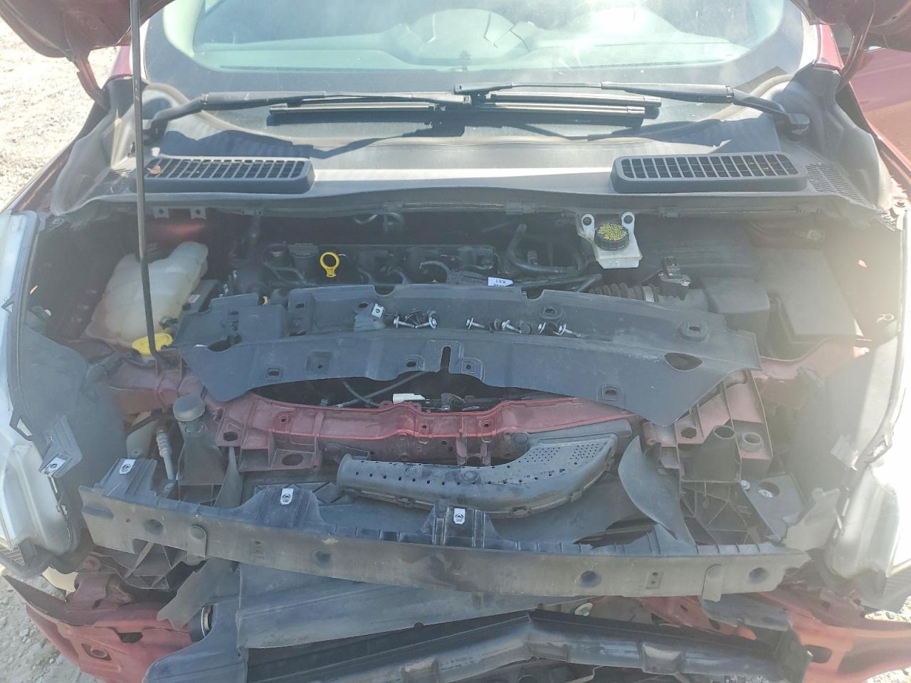 2015 Ford Escape Se Красный vin: 1FMCU0G70FUB36291