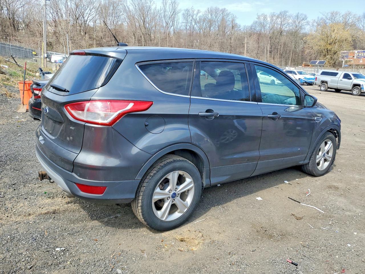 2015 Ford Escape Se Серый vin: 1FMCU0G71FUA57843