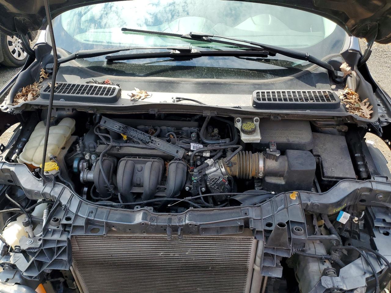 2015 Ford Escape Se Серый vin: 1FMCU0G71FUA57843