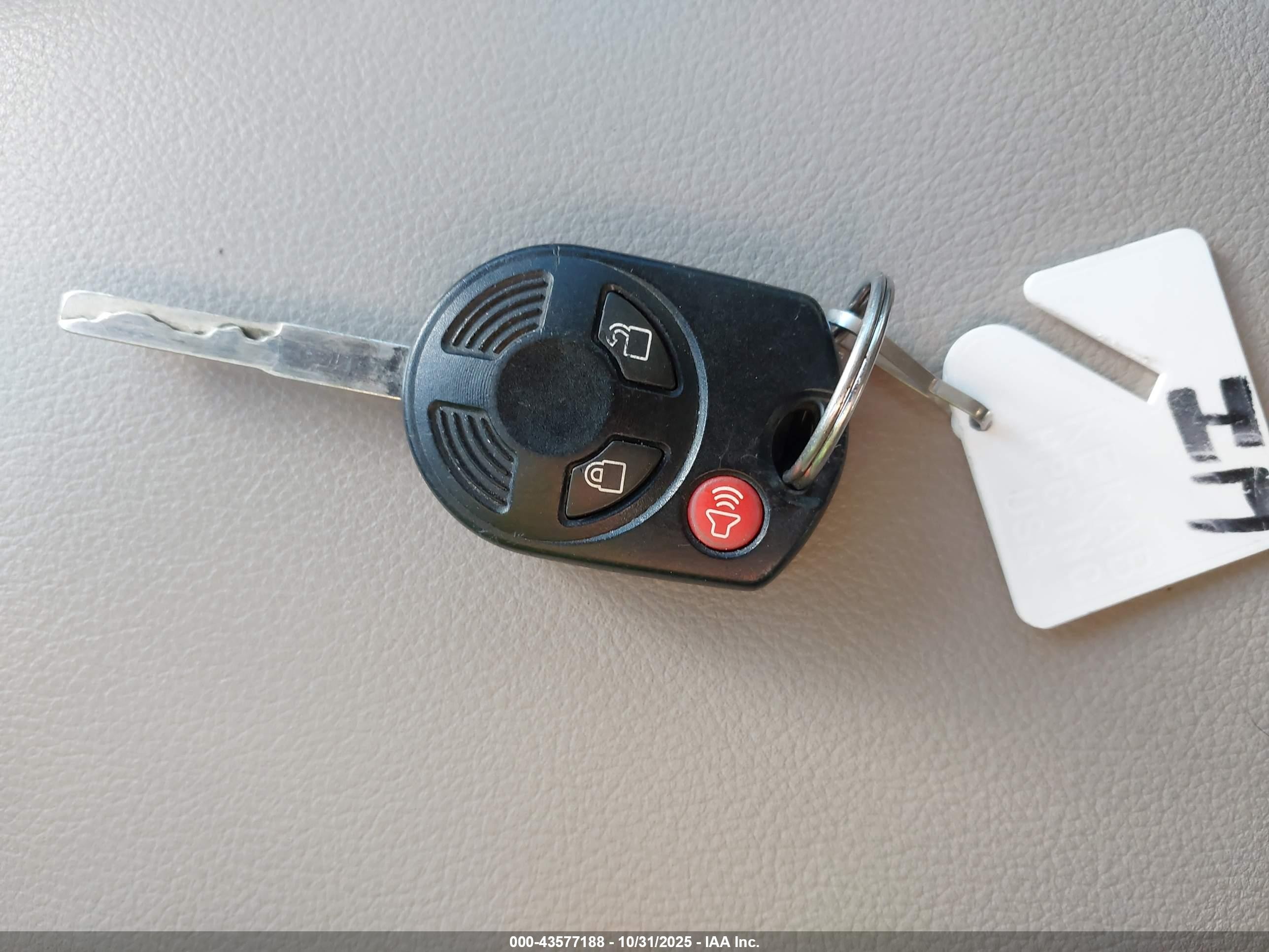 2015 Ford Escape Se White vin: 1FMCU0G71FUB39524