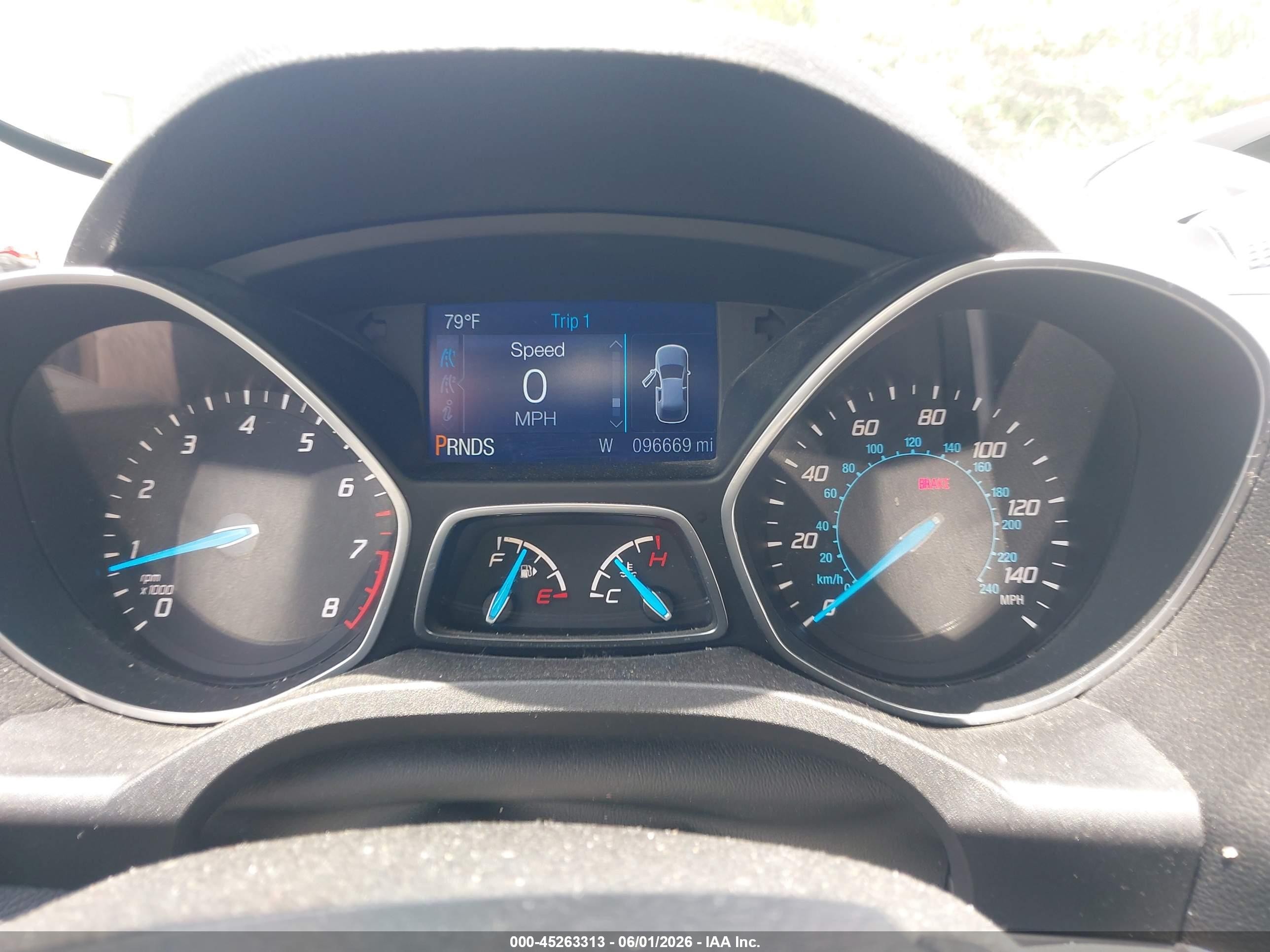 2015 Ford Escape Se Gray vin: 1FMCU0G71FUB45372