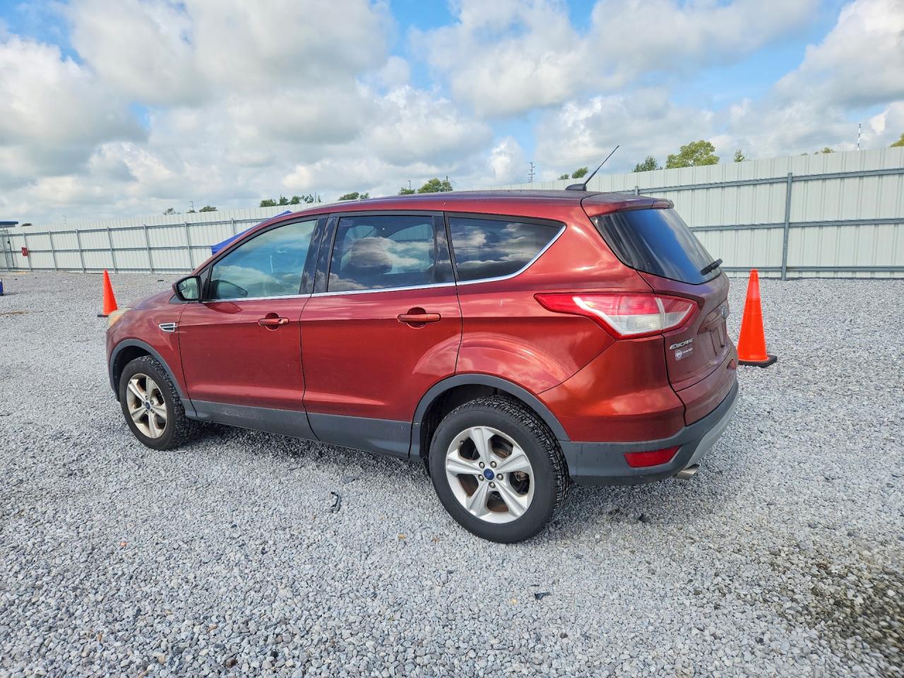 2015 Ford Escape Se Maroon vin: 1FMCU0G72FUB88523