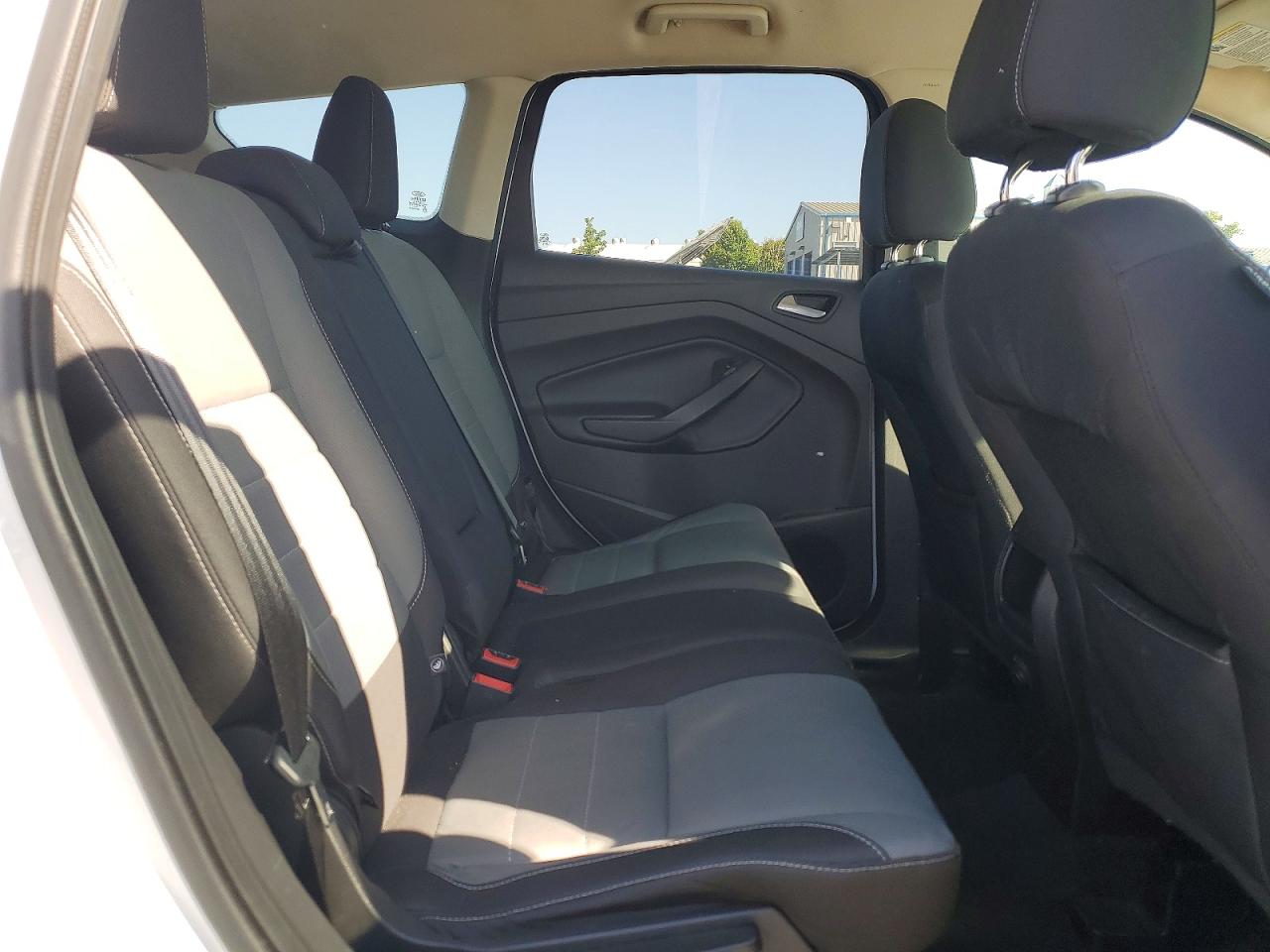 2016 Ford Escape Se White vin: 1FMCU0G72GUC80765