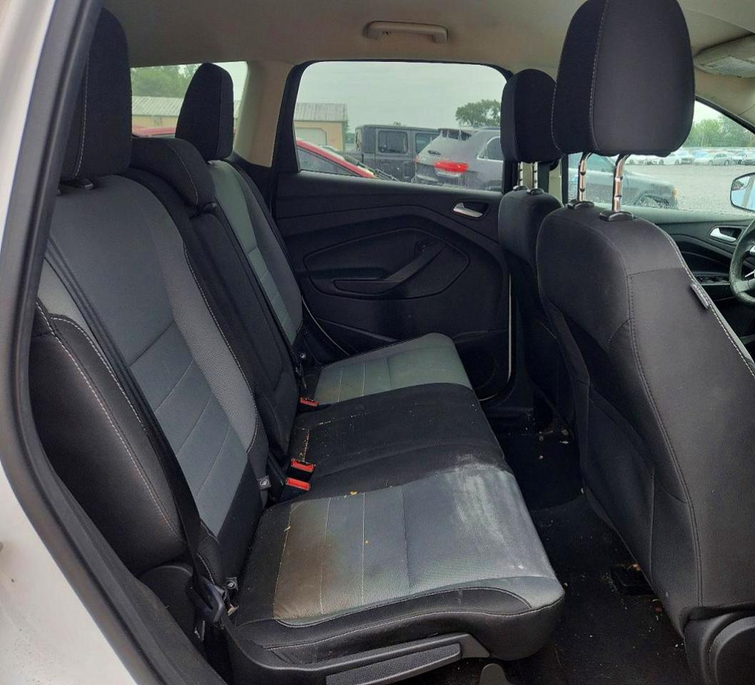 2016 Ford Escape Se White vin: 1FMCU0G72GUC86520