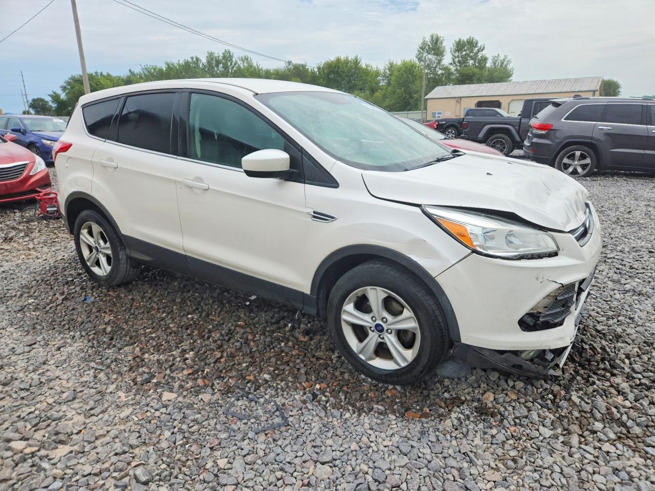 2016 Ford Escape Se Белый vin: 1FMCU0G72GUC86520