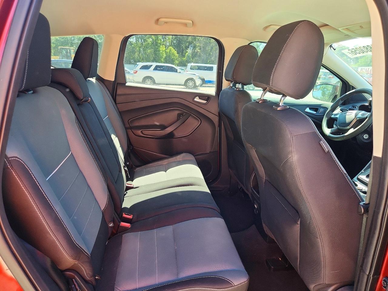 2015 Ford Escape Se Red vin: 1FMCU0G73FUA49193