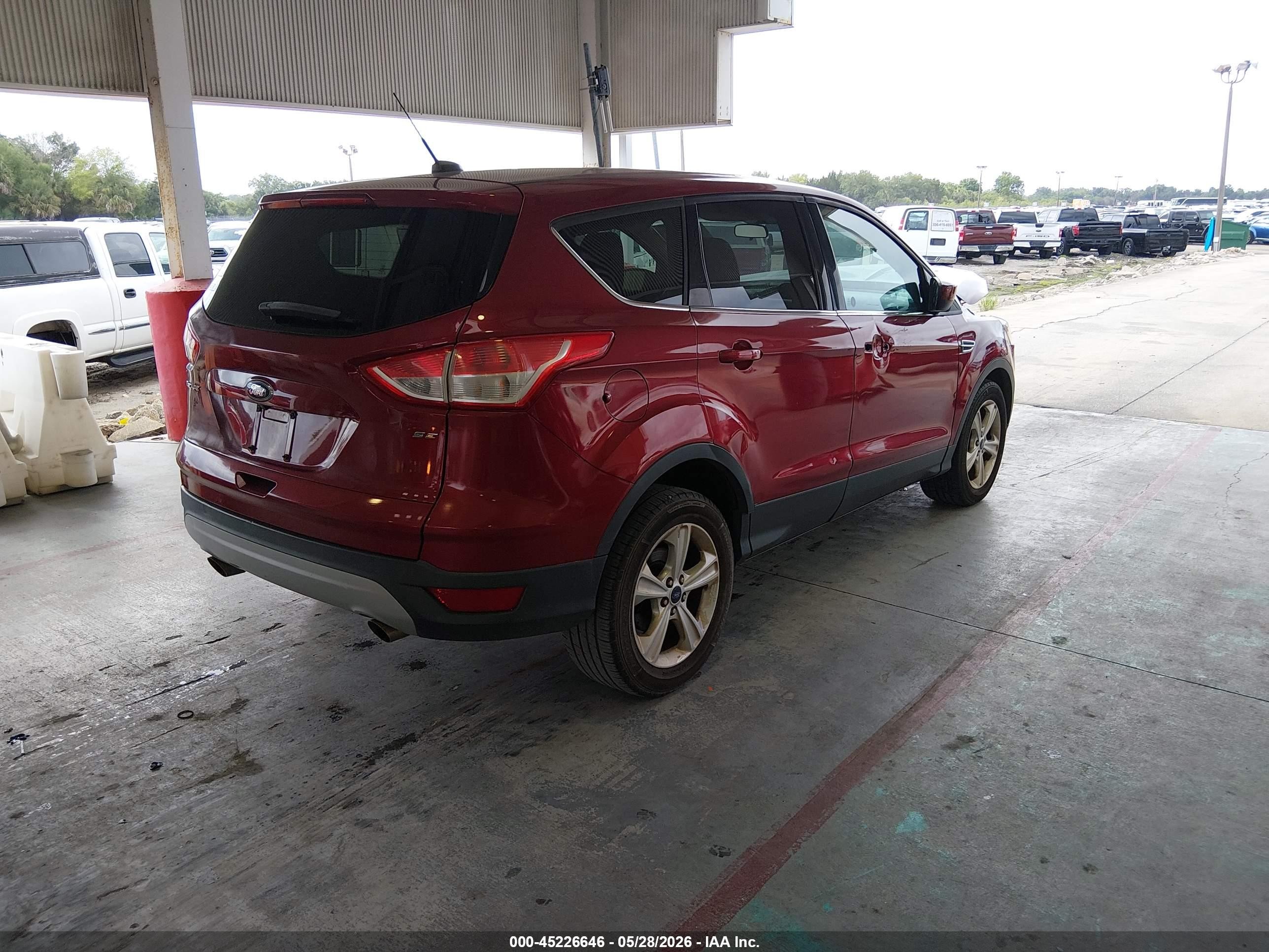 2015 Ford Escape Se Red vin: 1FMCU0G73FUC83639