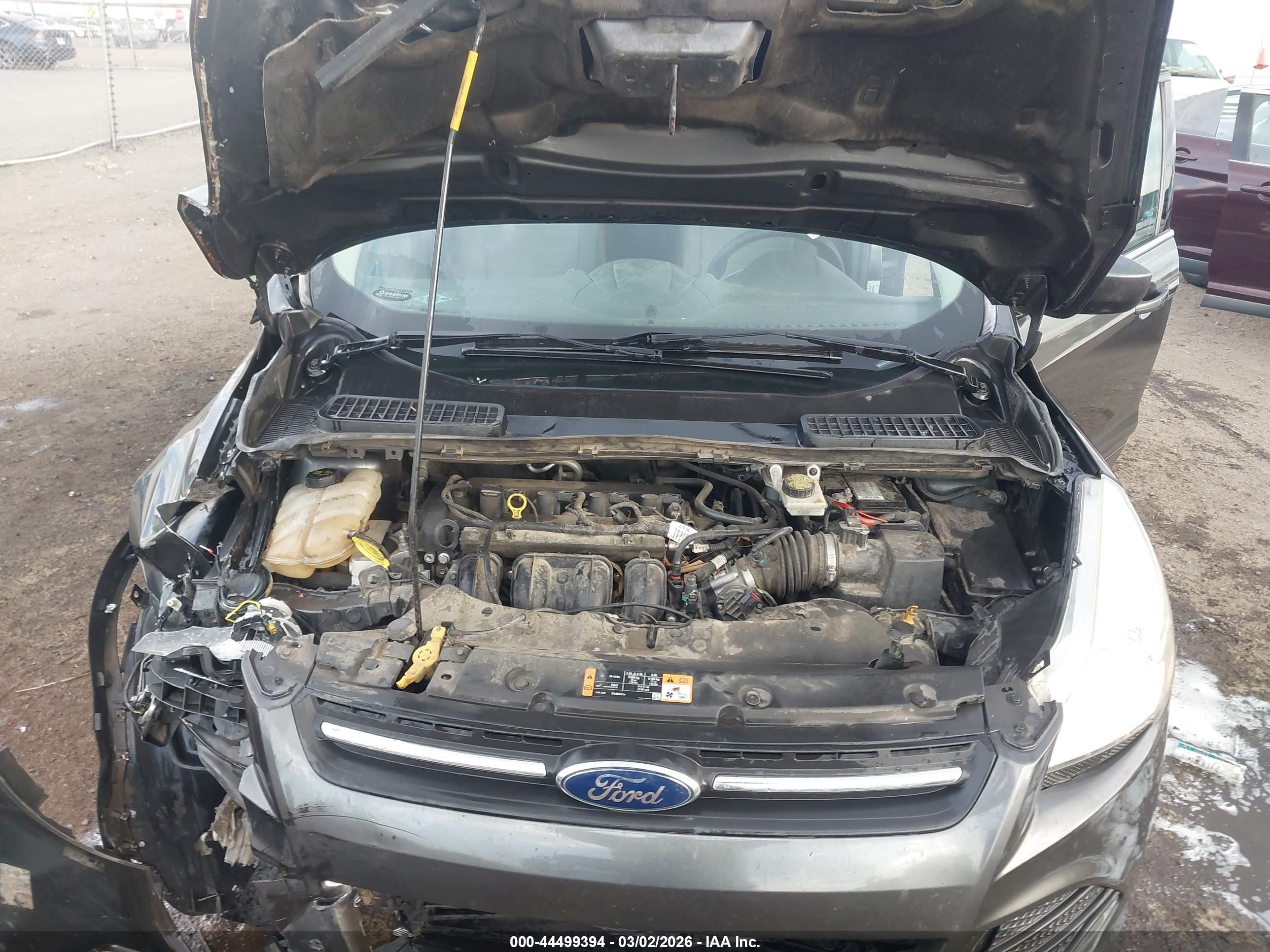 2016 Ford Escape Se Серый vin: 1FMCU0G73GUB58223