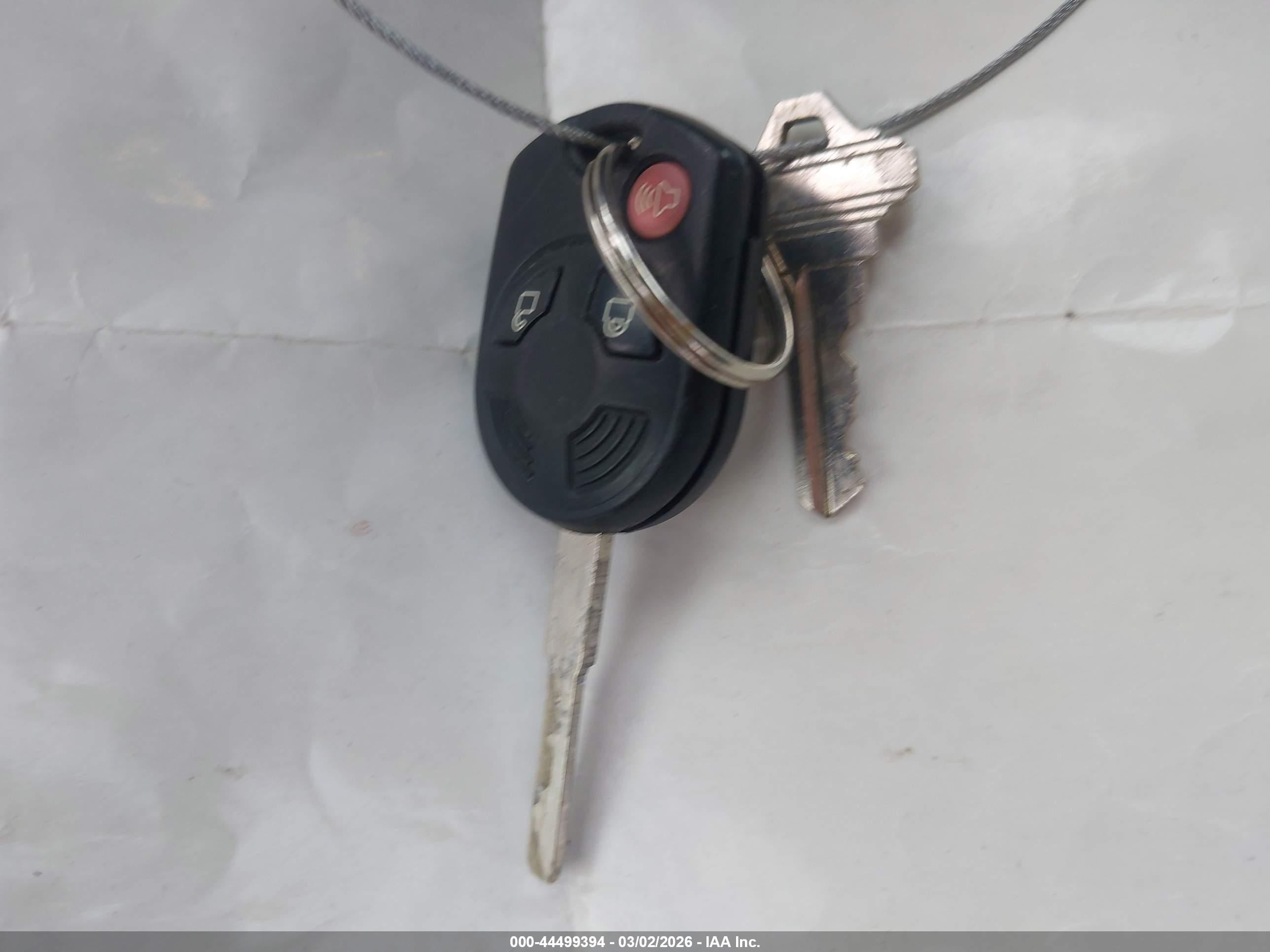 2016 Ford Escape Se Серый vin: 1FMCU0G73GUB58223