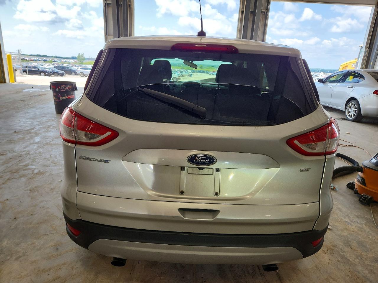 2016 Ford Escape Se Silver vin: 1FMCU0G73GUC89751