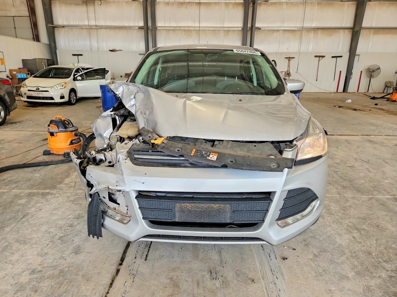 2016 Ford Escape Se Silver vin: 1FMCU0G73GUC89751