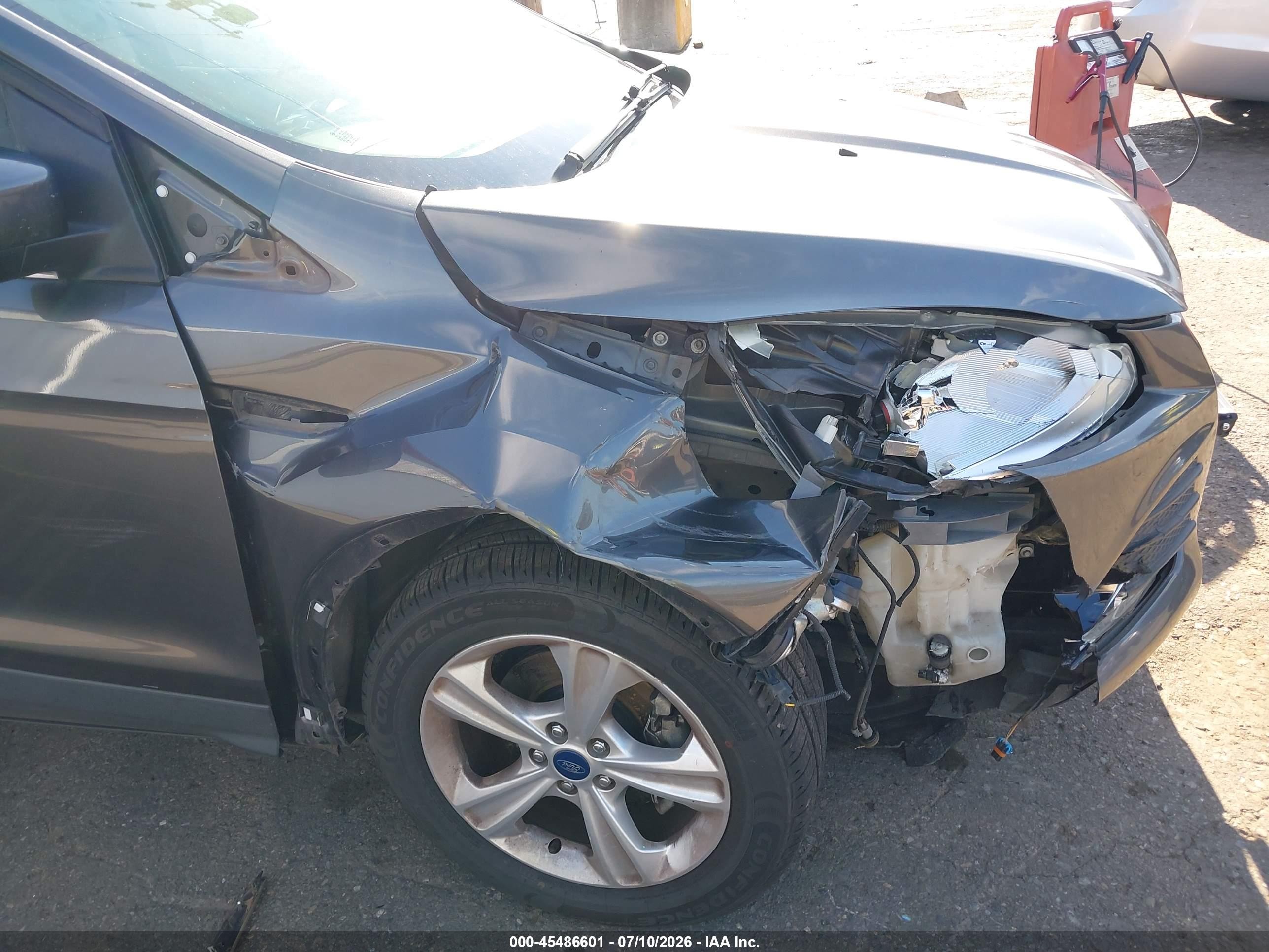 2015 Ford Escape Se Gray vin: 1FMCU0G74FUA18048