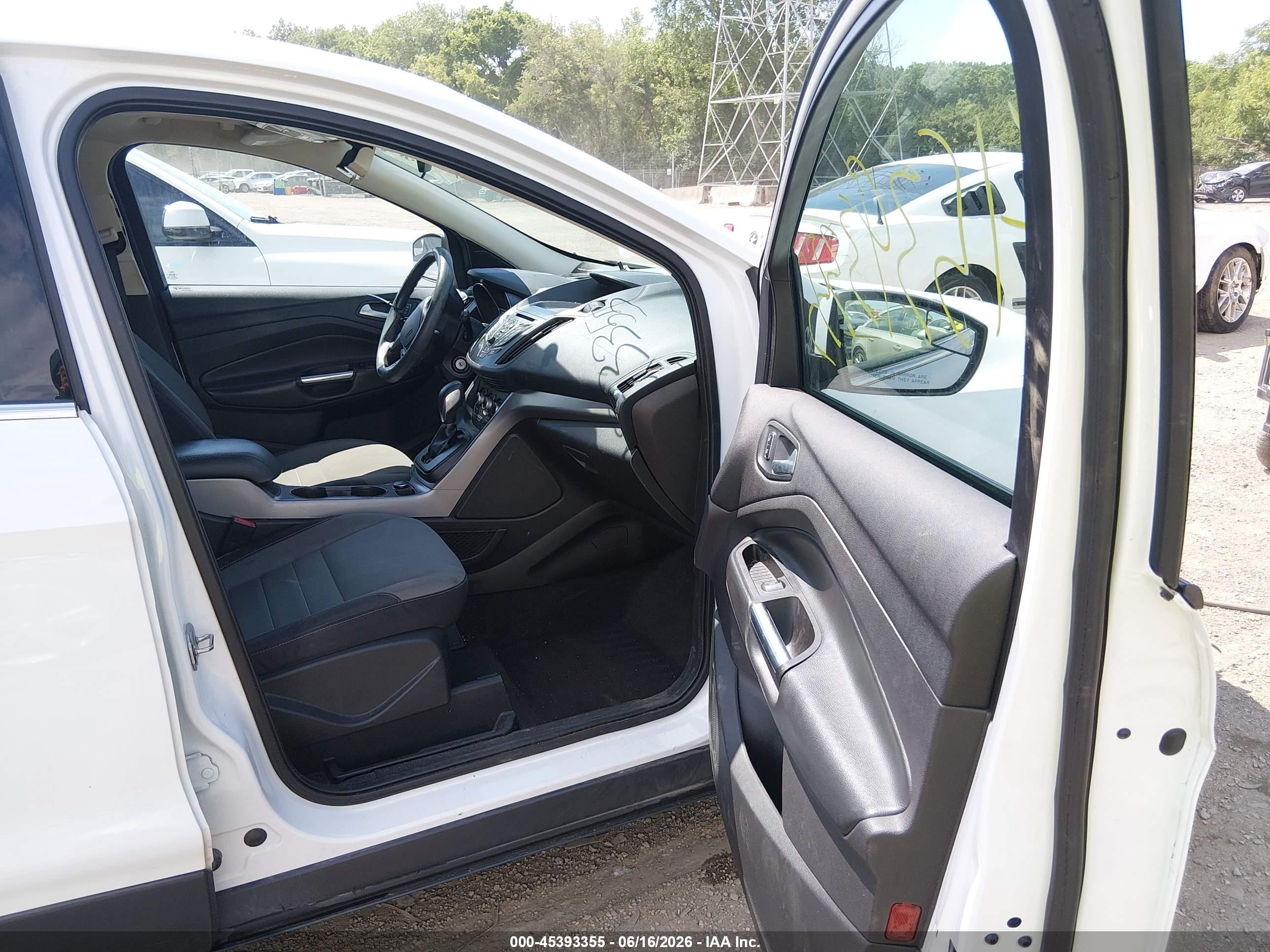 2015 Ford Escape Se White vin: 1FMCU0G74FUA37019