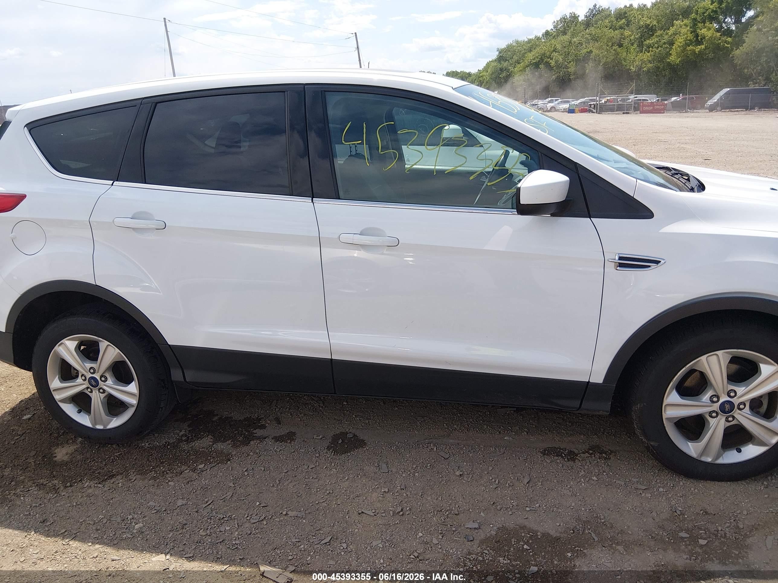 2015 Ford Escape Se White vin: 1FMCU0G74FUA37019