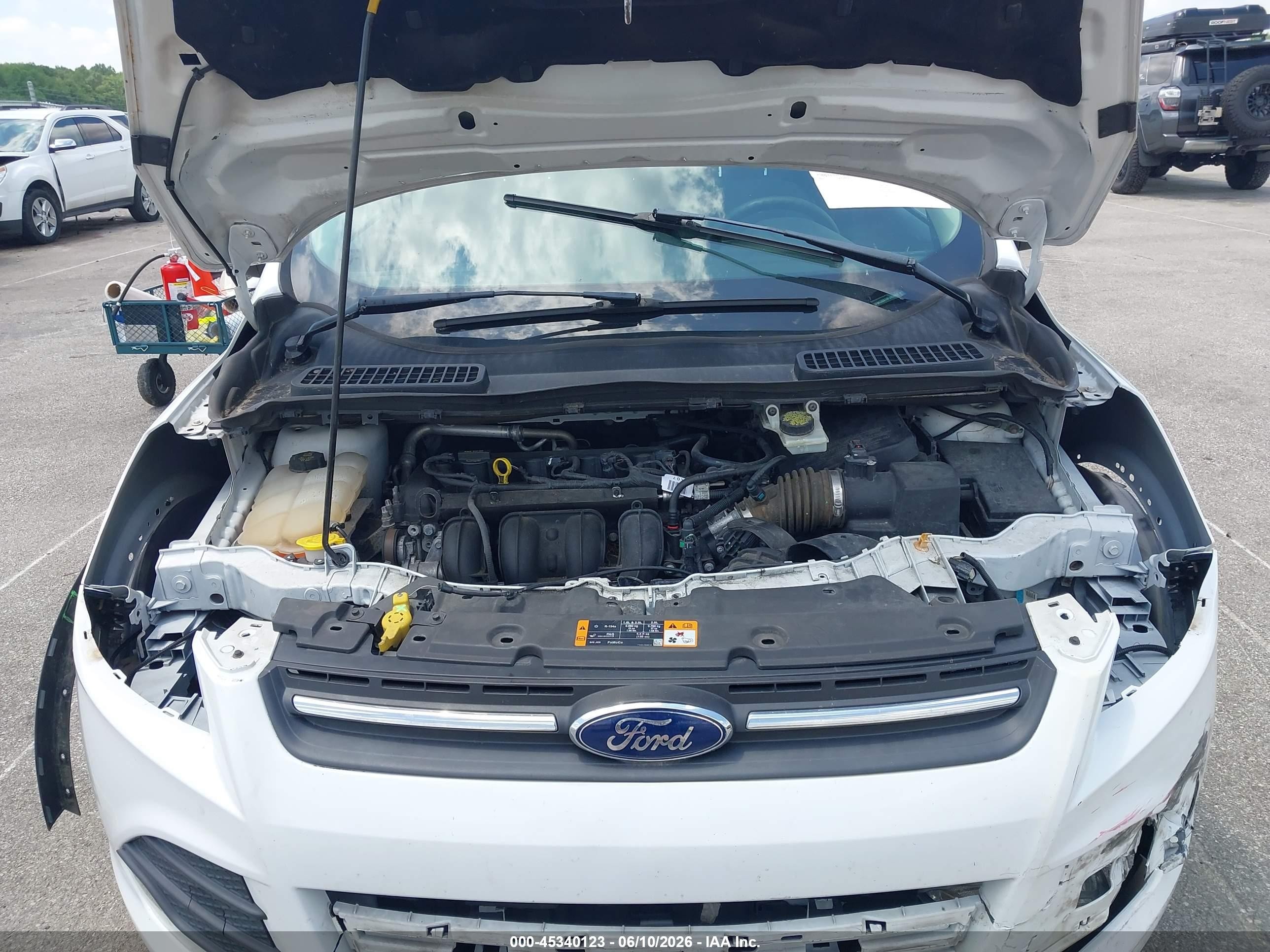 2015 Ford Escape Se White vin: 1FMCU0G74FUB56687