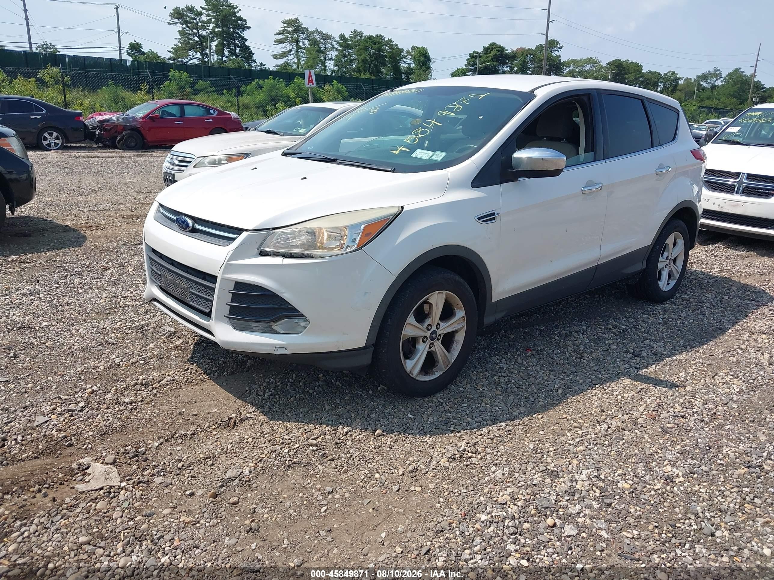 2015 Ford Escape Se White vin: 1FMCU0G75FUB16778