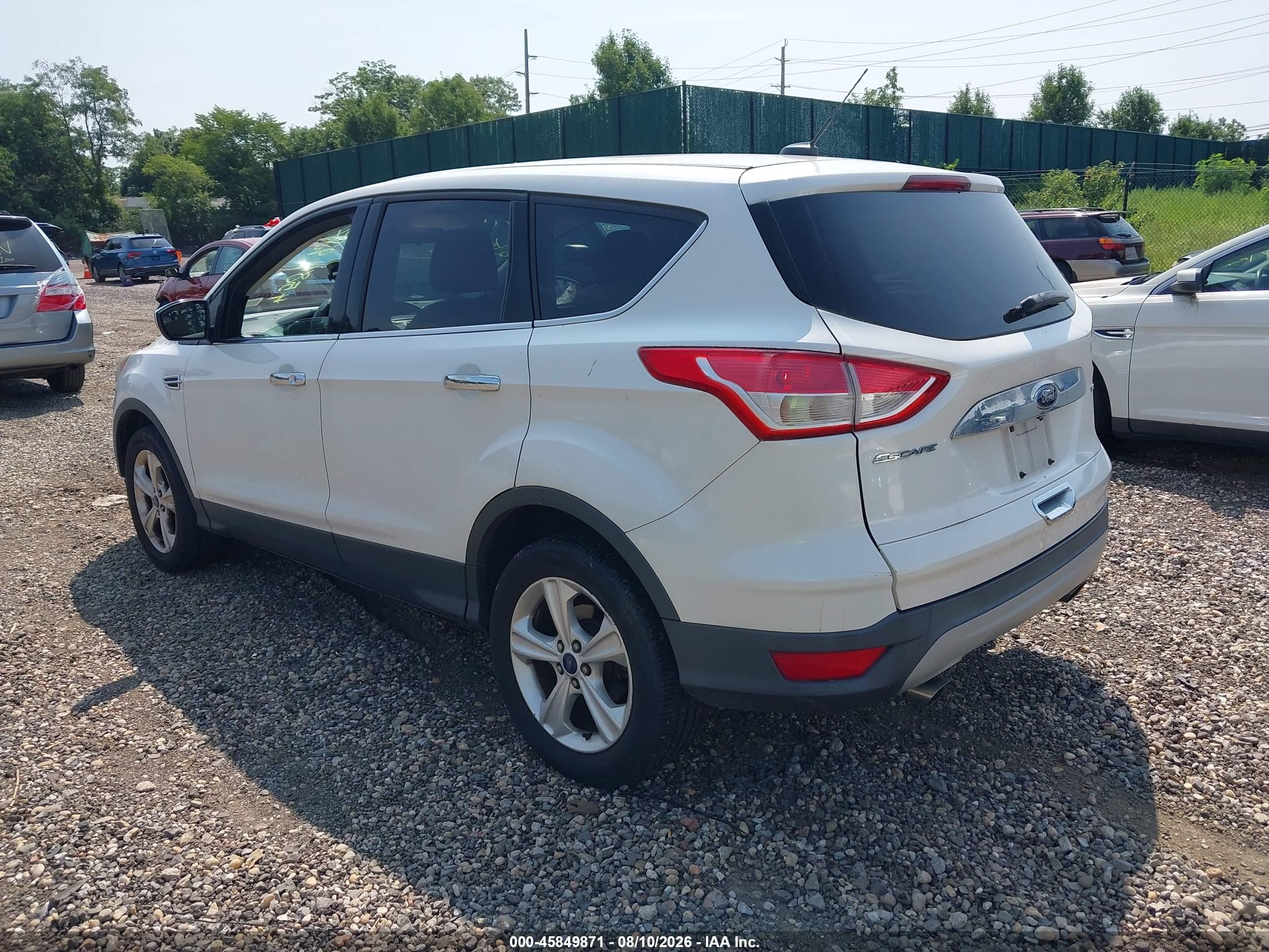 2015 Ford Escape Se White vin: 1FMCU0G75FUB16778