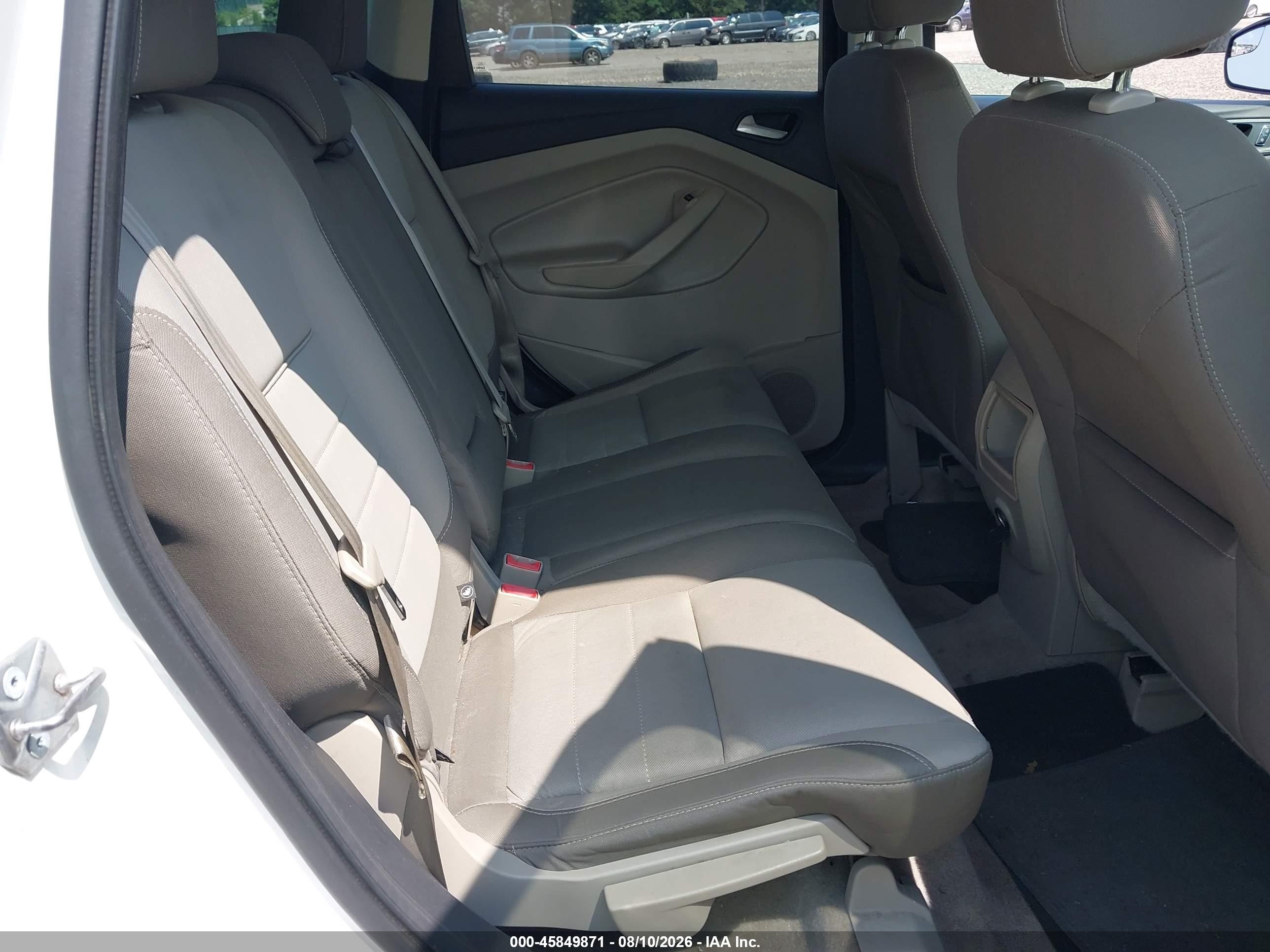 2015 Ford Escape Se White vin: 1FMCU0G75FUB16778