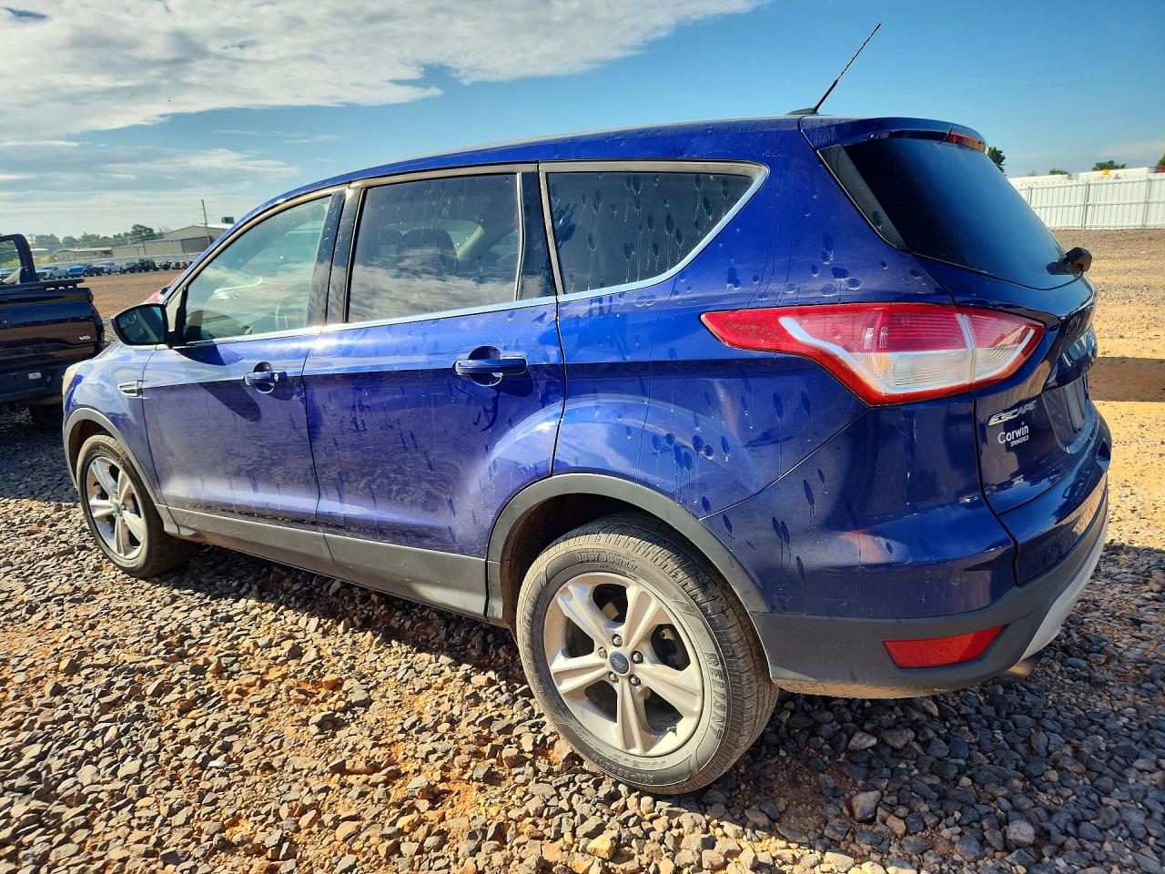 2016 Ford Escape Se Синий vin: 1FMCU0G75GUA64697