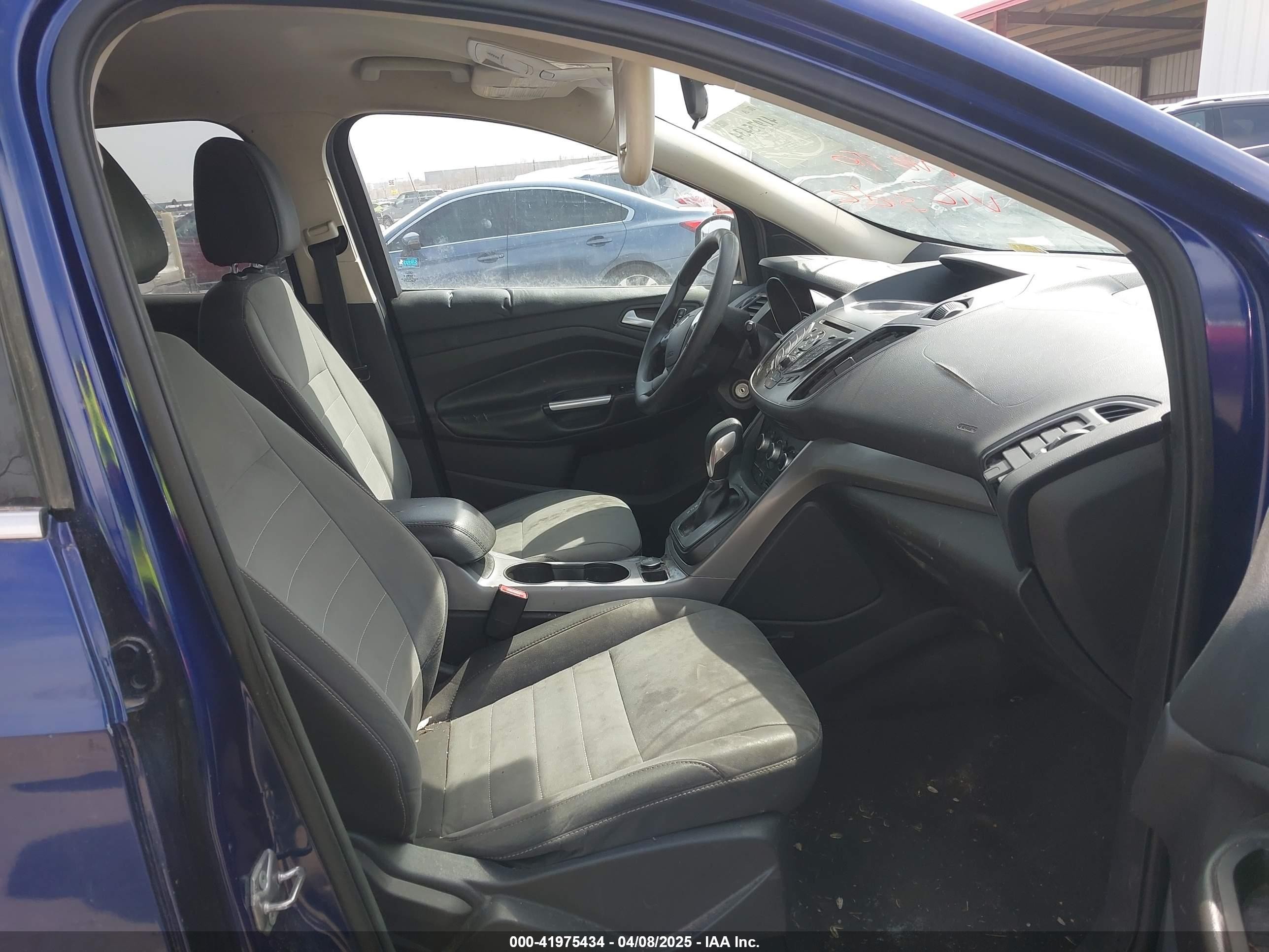 2016 Ford Escape Se Blue vin: 1FMCU0G75GUB97640