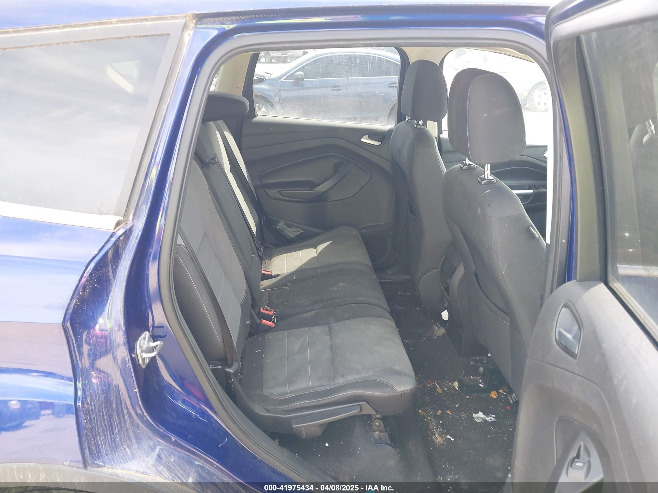 2016 Ford Escape Se Blue vin: 1FMCU0G75GUB97640