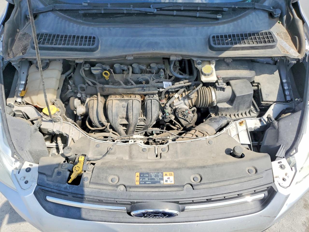 2015 Ford Escape Se Серебряный vin: 1FMCU0G76FUB14120