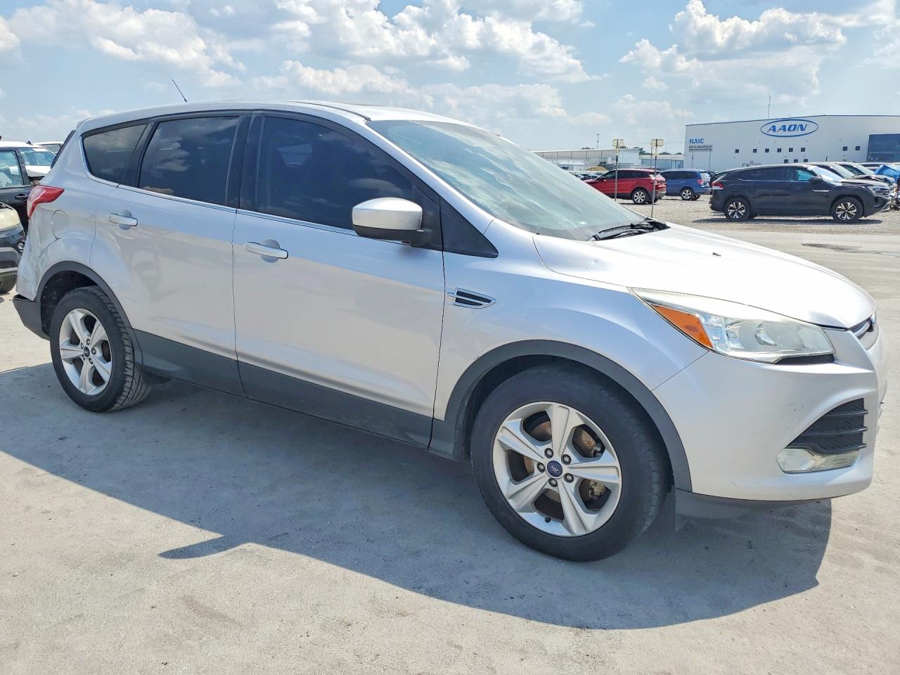 2015 Ford Escape Se Серебряный vin: 1FMCU0G76FUB14120